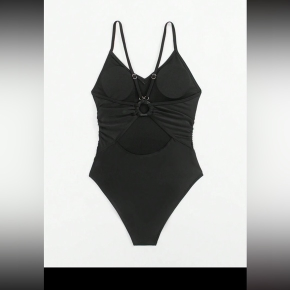 Bathing suit - Picture 2 of 2